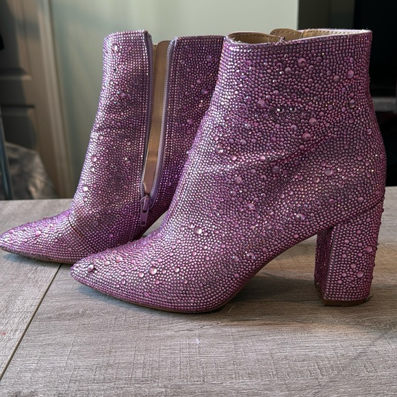 🦋🌙 BETSEY JOHNSON | Pink Rhinestone Ankle Booties - Picture 9 of 12